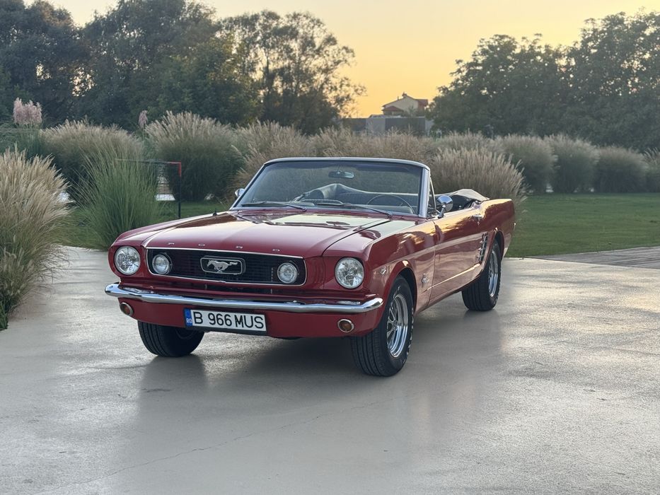 Inchiriez masina de epoca cabrio, pt nunti, evenimente, sedinte foto