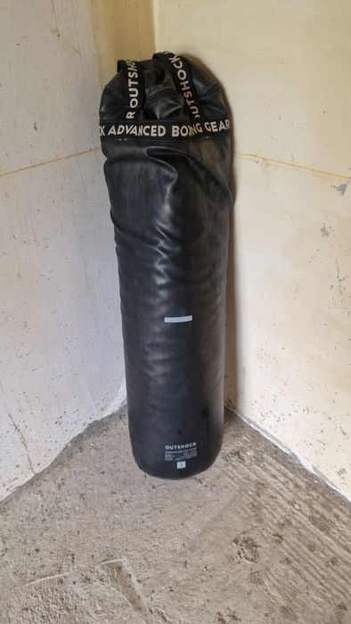 Sac de box profesional Outshock 32 kg