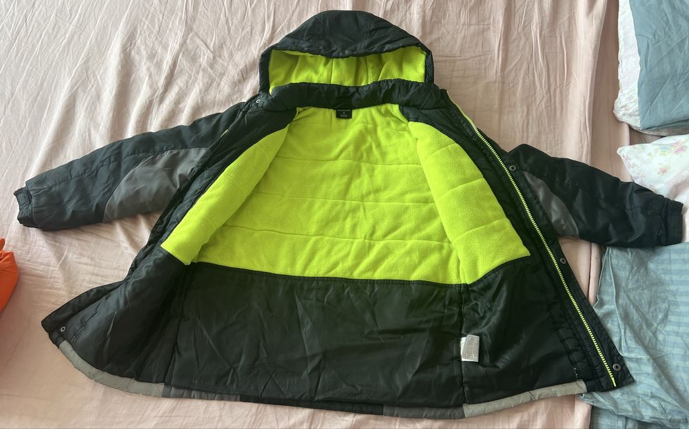 Детски зимни палтета и детски зимен гащиризон