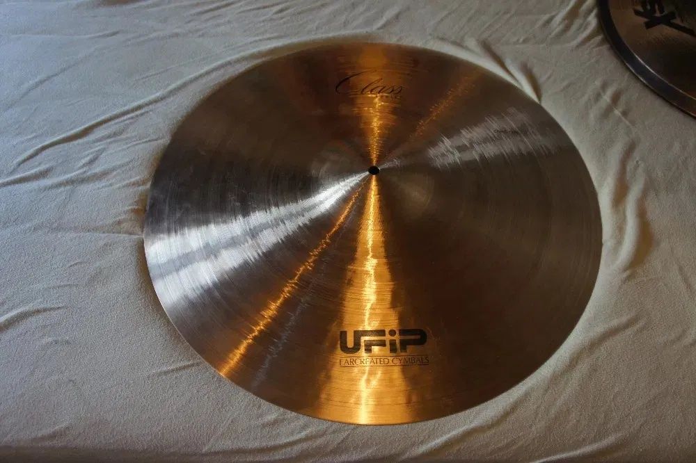 Sabian 14" HHX Evolution Hi-Hat si alte cinele crash, ride, china