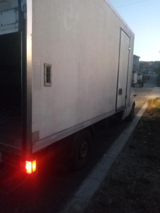 Продавам Мерцедес Спринтер