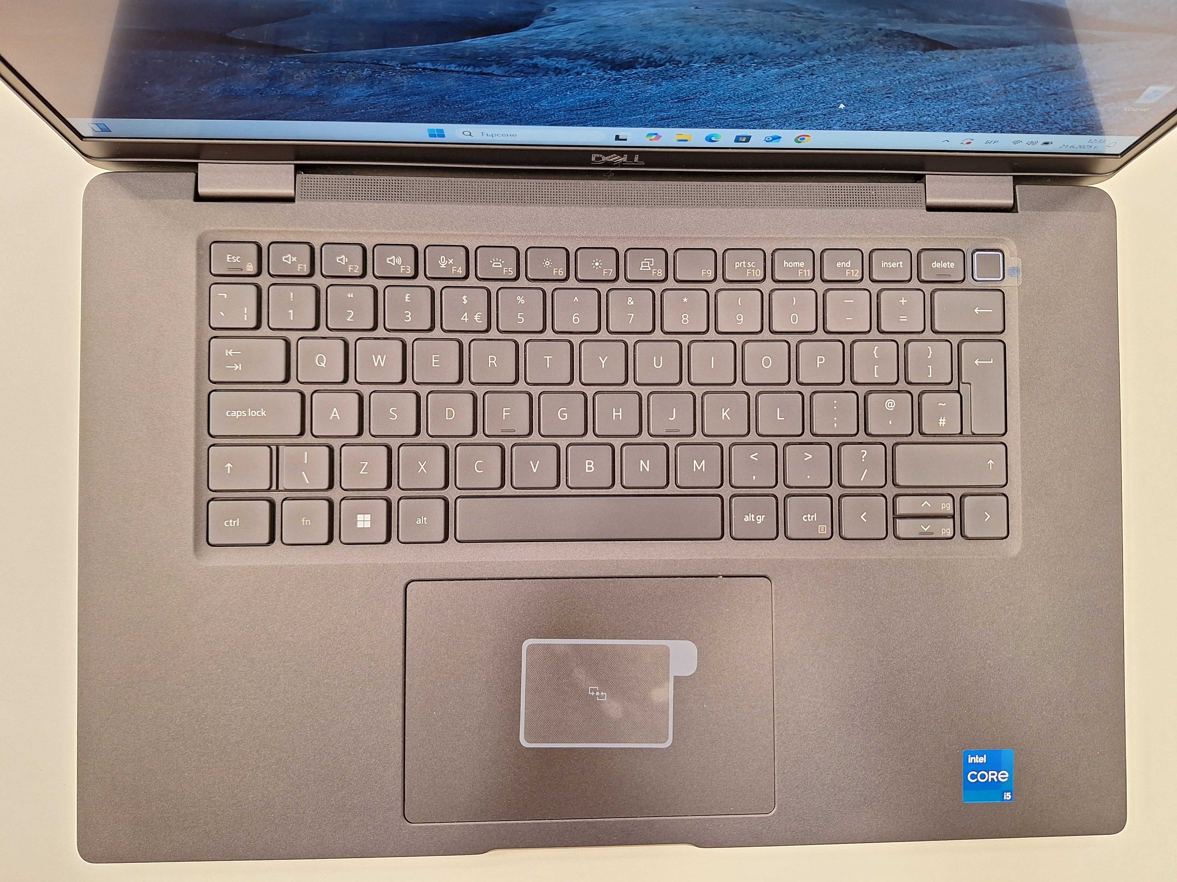Лаптоп Dell Latitude 7520