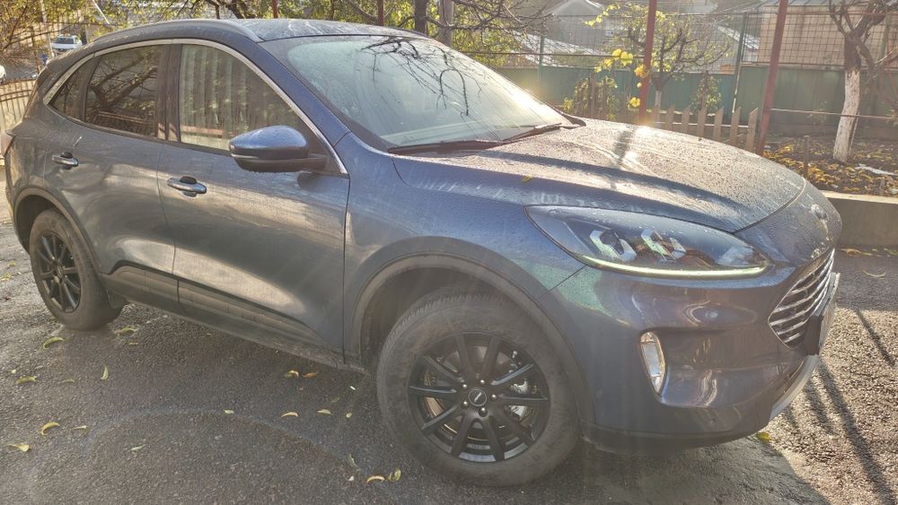 Ford Kuga FHEV 4x4 2023