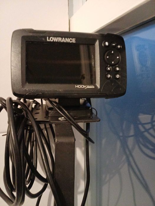 Lowrance HOOK Reveal 5 83/200 HDI Сонар