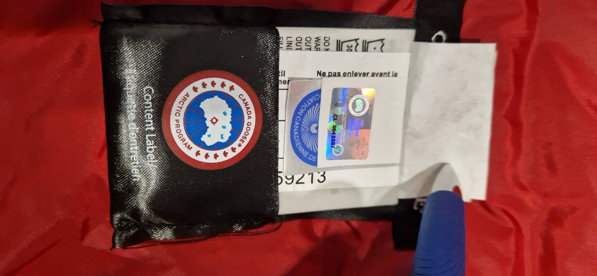 Canada Goose уникално 100 % оригинално якe slim  модел с пух