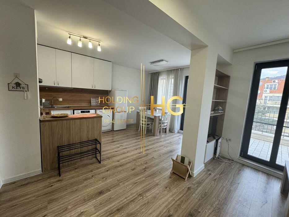 Продава се Двустаен апартамент в Варна, Бриз - 91 кв.м за 2072 €/кв.м - Снимка #1