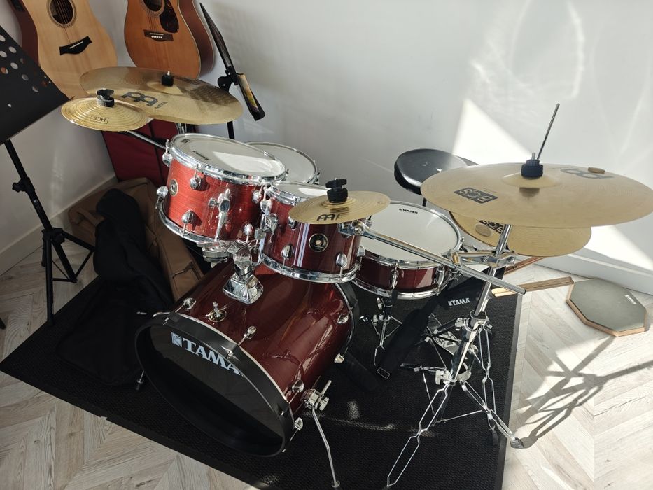 Set Tobe Tama Rhythm Mate Red Stream + cinele Meinl HCS