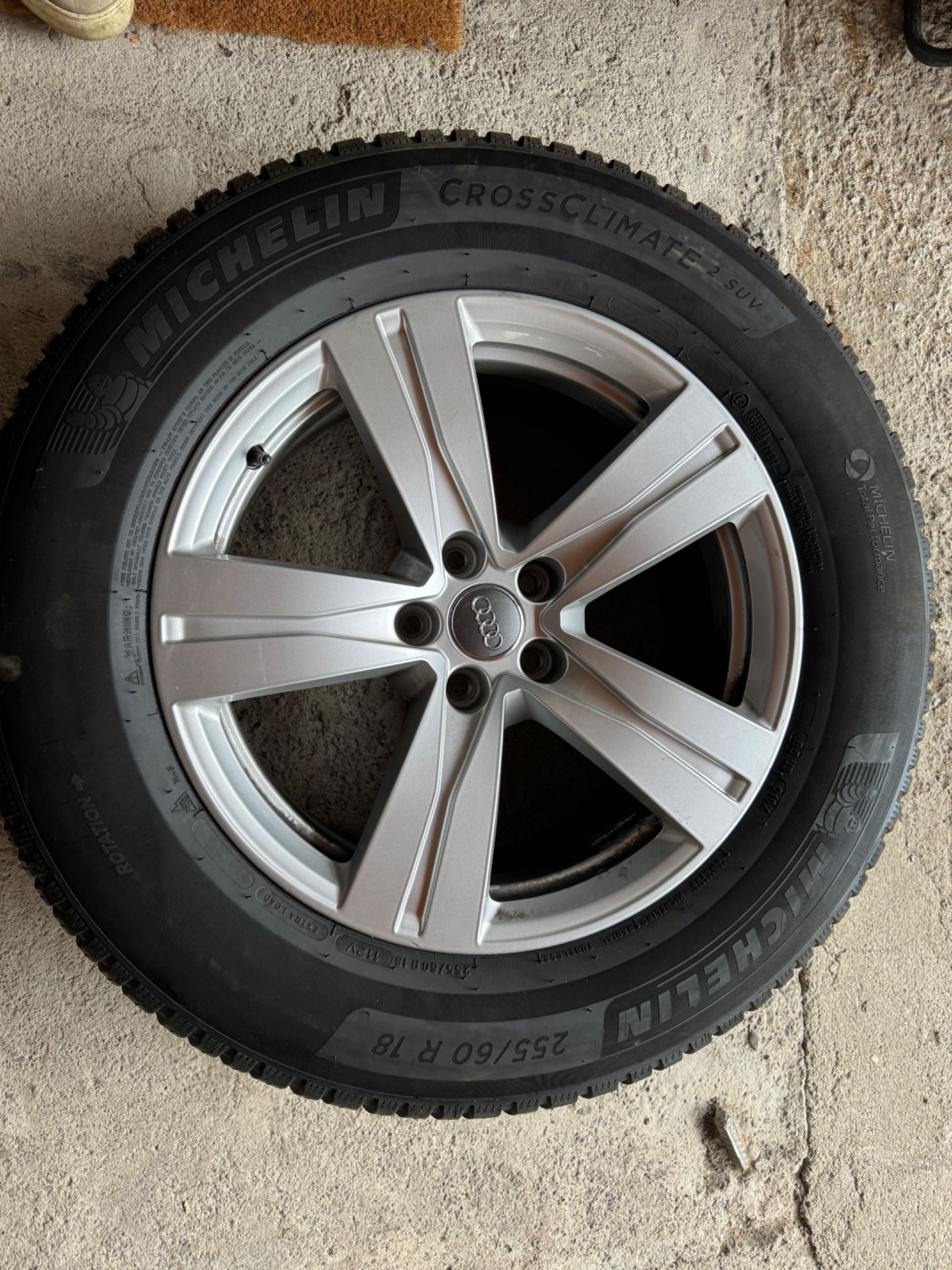 Audi Q7 ,Q8 jante cu roți de 18 inci