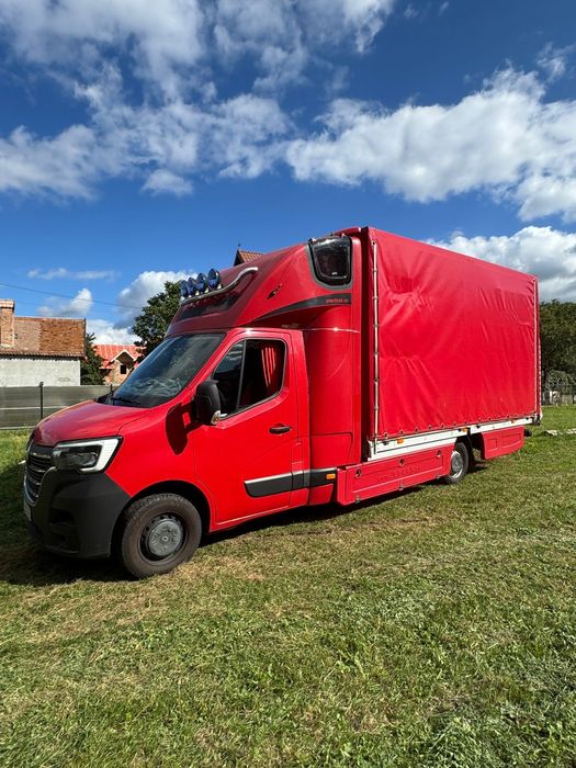 Vând Renault master 3 bucati