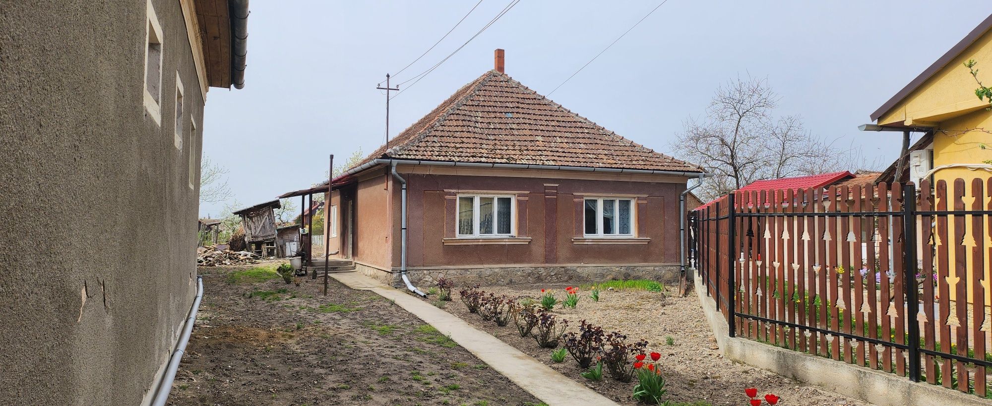 Casă renovabilă de vânzare în Diosig ultracentral 35km de Oradea