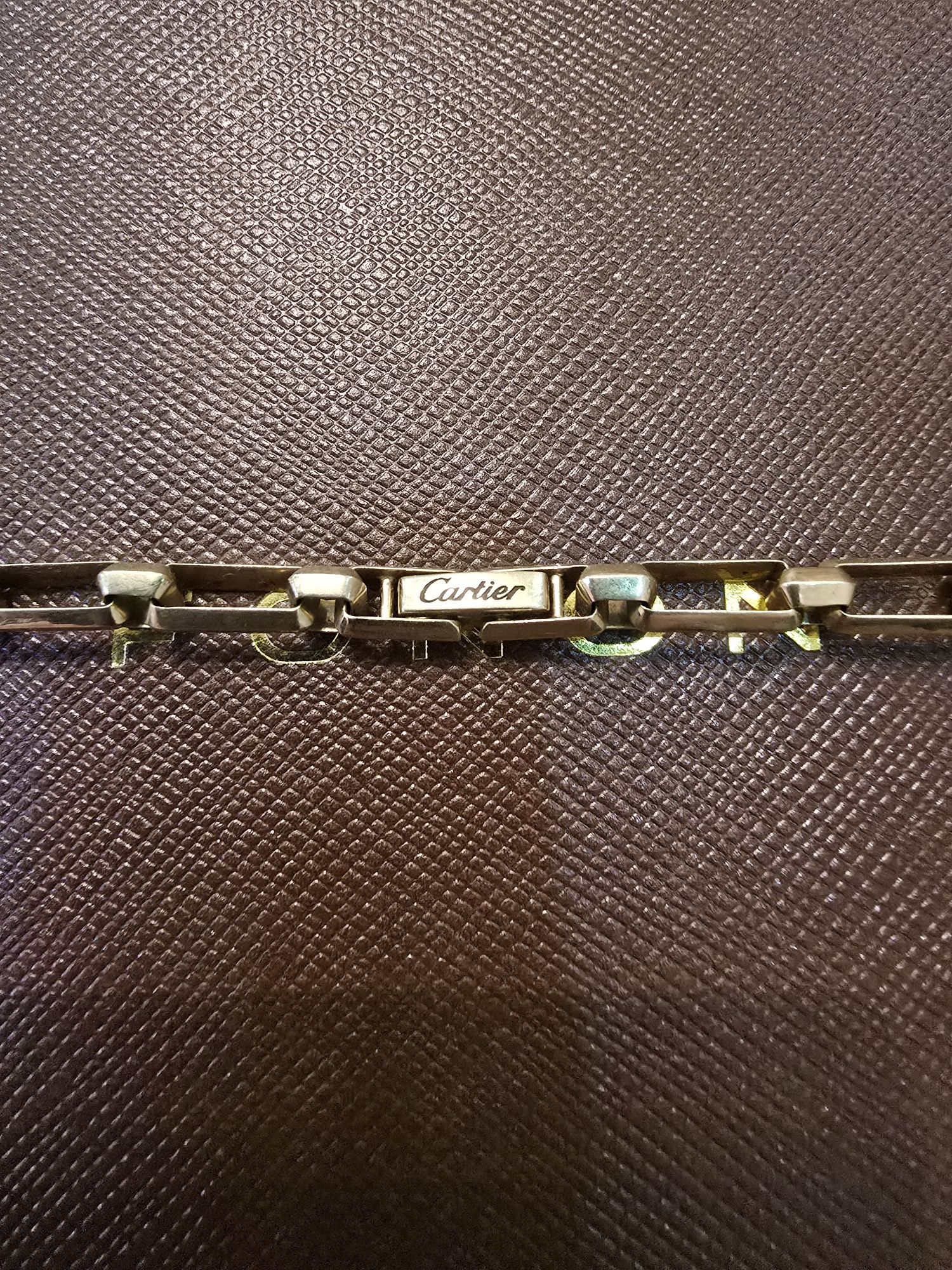 Продам золотую цепь Cartier 585 пробы вес 50 грамм.