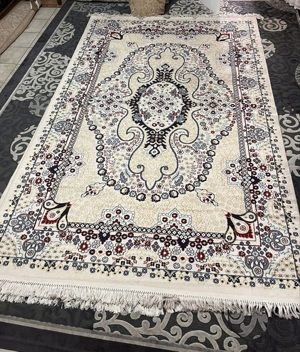 Продам ковры в отличном качестве