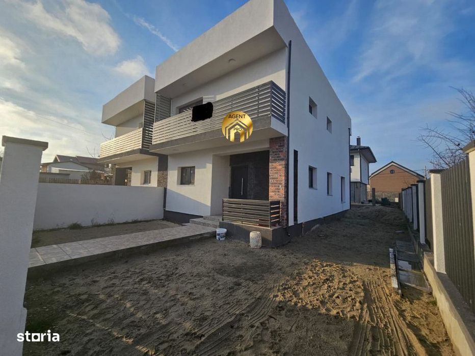 Casa 5 camere + Terasa pe acoperis - Nefinalizata