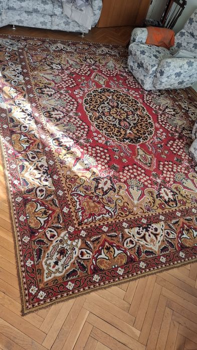 Персийски килим.