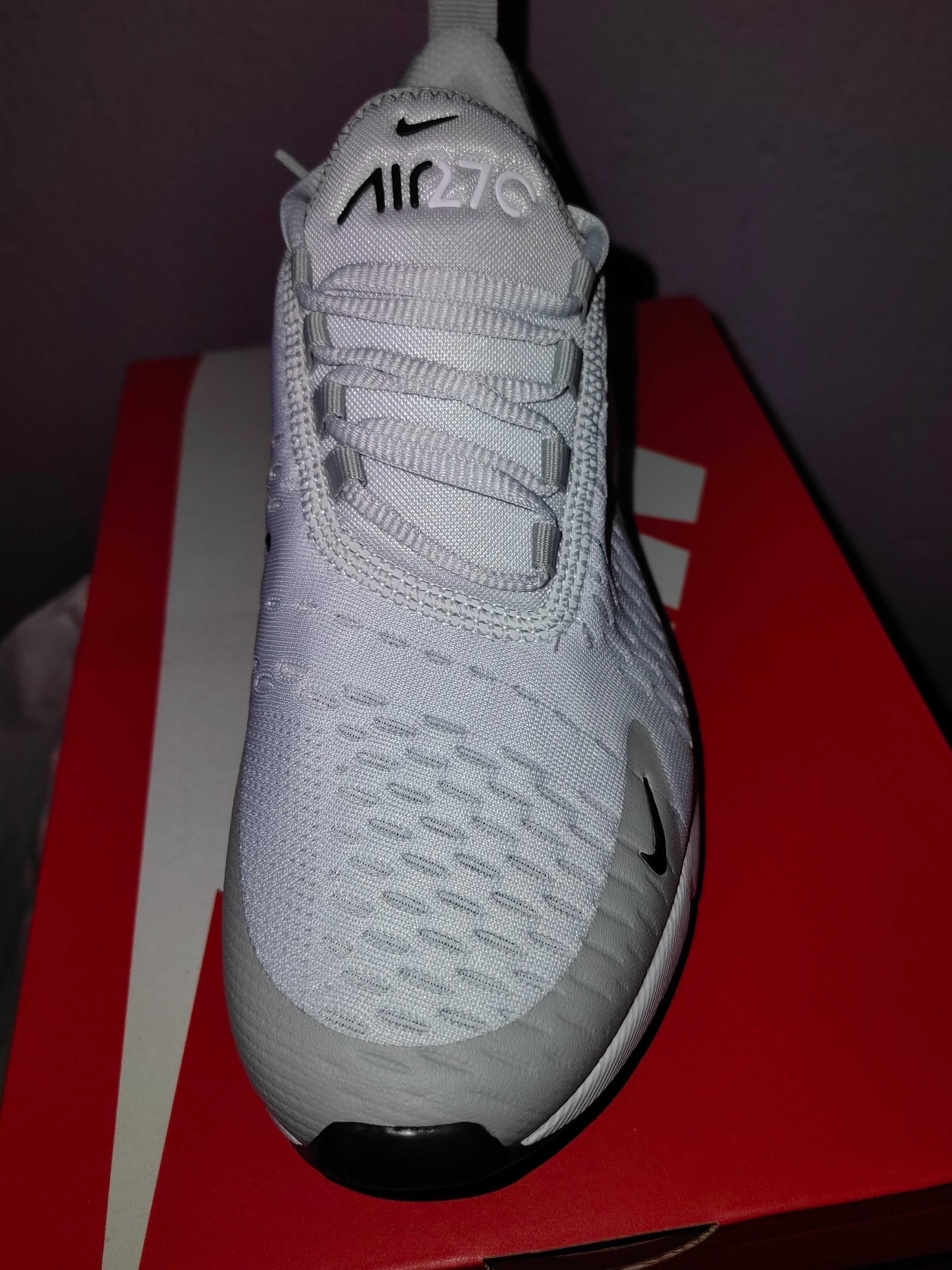 Дамски маратонки Nike air max 270
