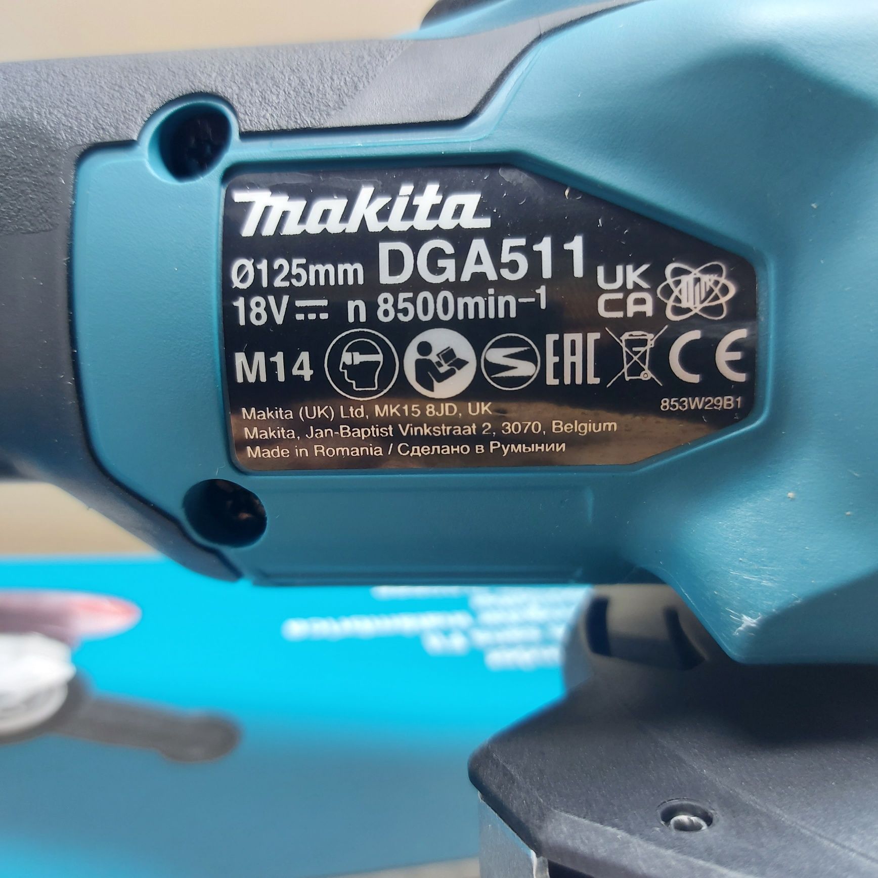 Нов оригинален безчетков ъглошлайф (флекс)  Makita DGA511Z