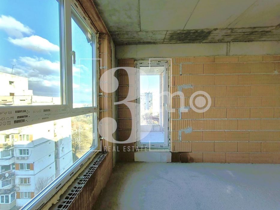 Продава се Тристаен апартамент в София, Люлин 5 - 120 кв.м за 1396 €/кв.м - Снимка #4