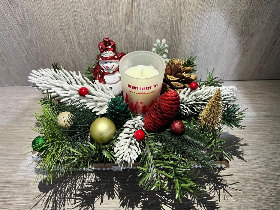 Decoratiune de Craciun cu lumanare