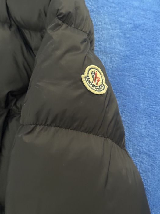 Geaca cu puff de gască , glugă cu blanița naturala