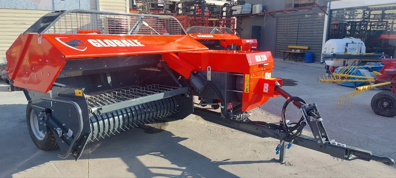 Пресс подборщик New Holland