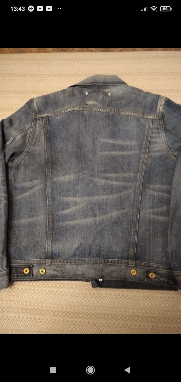 Продам джинсовую куртку , размер 48-50 Бренд ANNIVERSARY COLLECTION