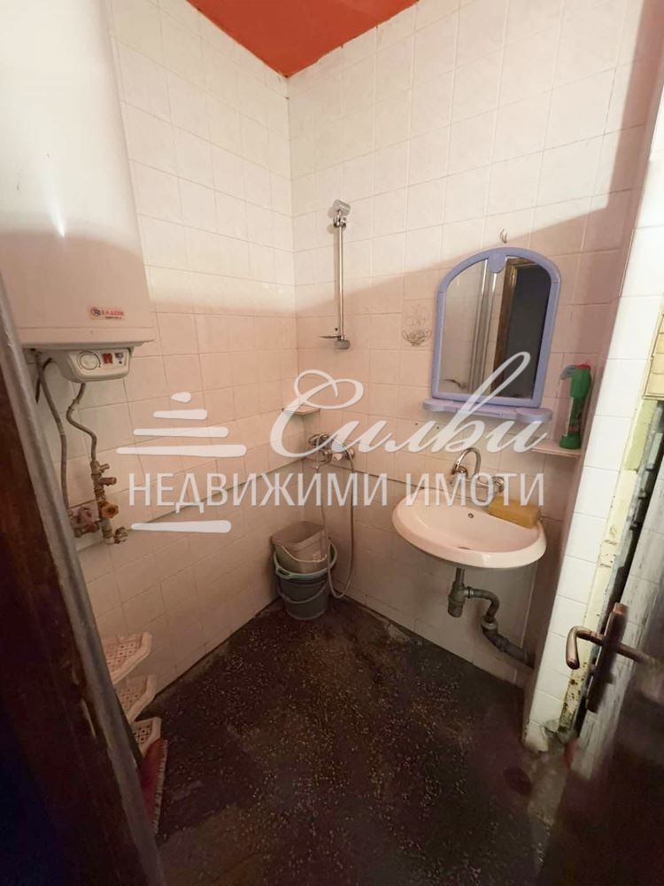 Продава се Едностаен апартамент в Шумен, Добруджански - 45 кв.м за 1304 €/кв.м - Снимка #6