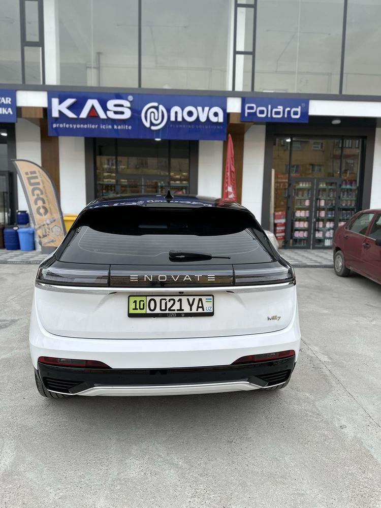 Enovat me 7 elektromobil