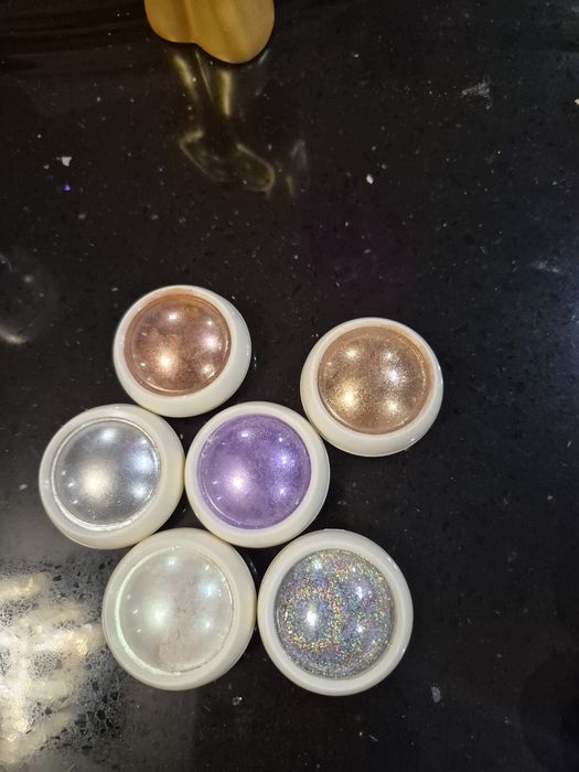 Пигменти  декорация за ноктопластика