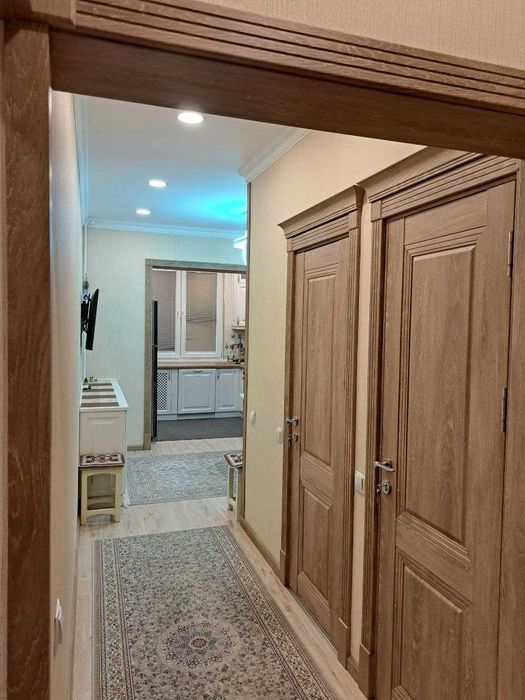 Просторная 4-комнатная квартира с евроремонтом в Карасу-2!