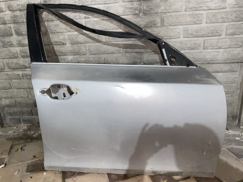 bmw e60 правая передняя дверь