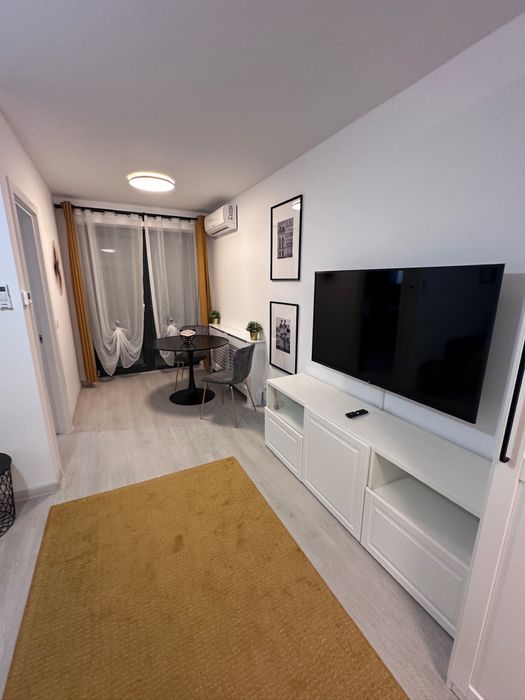 Direct Proprietar | fara intermediari | HILS BRAUNER | GARSONIERA