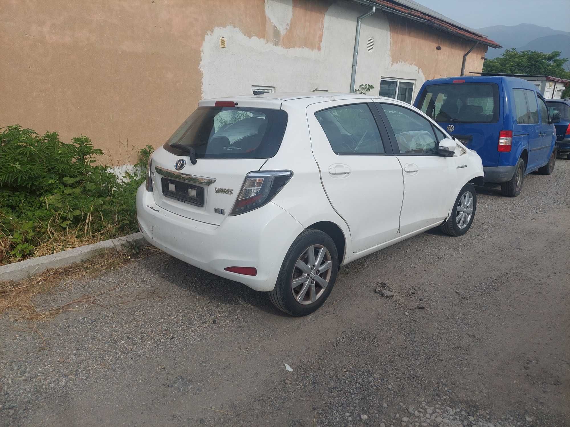 Toyota Yaris 1,5 HYBRID, Тойота Ярис Хибрид на части!
2013г.
