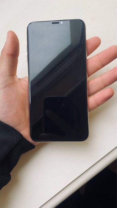 Iphone xs max srochno sotiladi