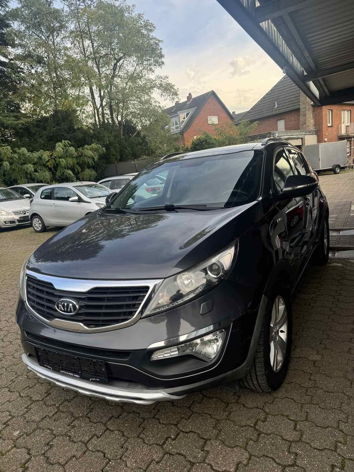 Kia sportage 2.0 avt.pano.led,kam,awd