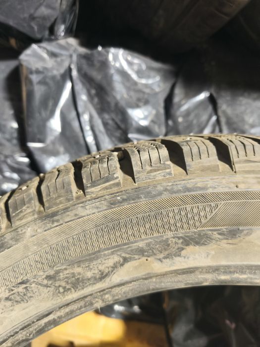 Шины 235/45/18 Hankook