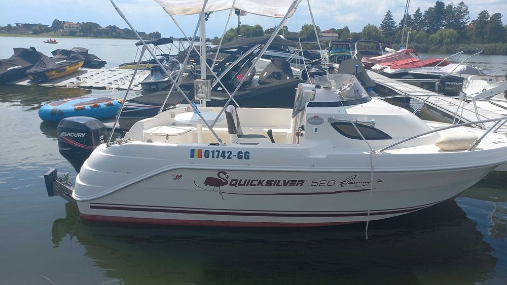 Barca cabinata ,Quicksilver Flamingo 5,20 OCAZIE !