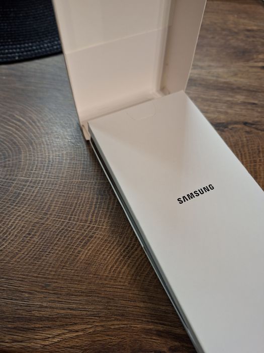 SAMSUNG A16 128gb
