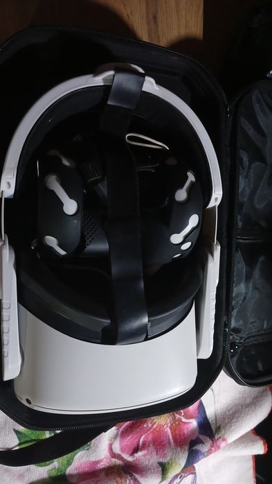 Продам вр очки meta quest 2