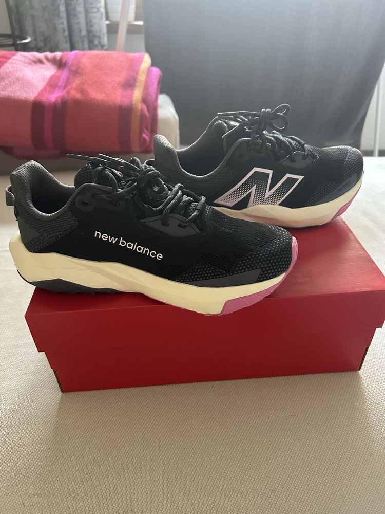 Маратонки New Balance
