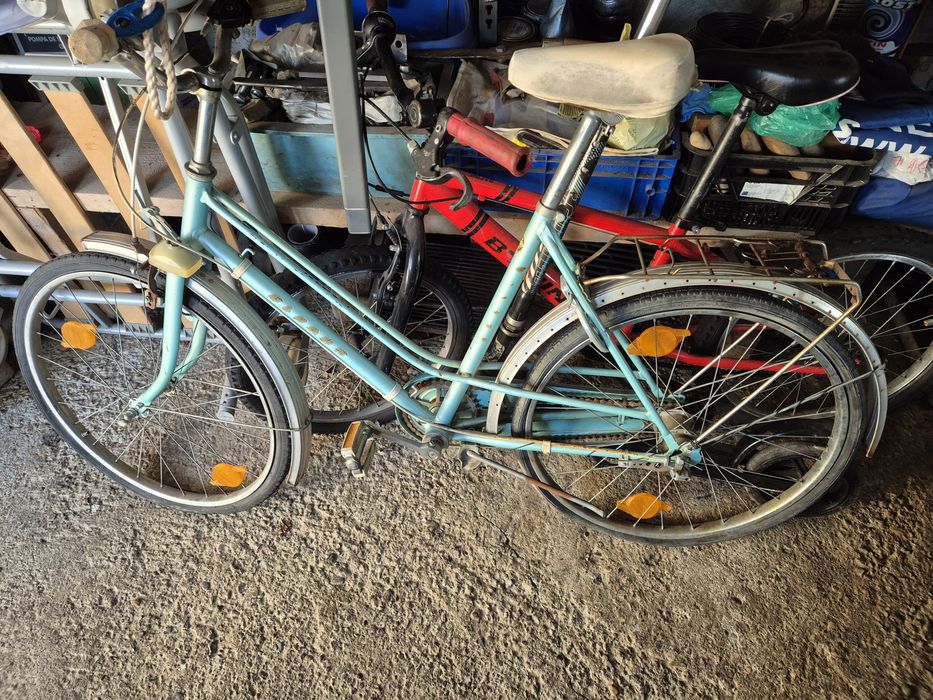 Bicicletă clasică necesită servisare