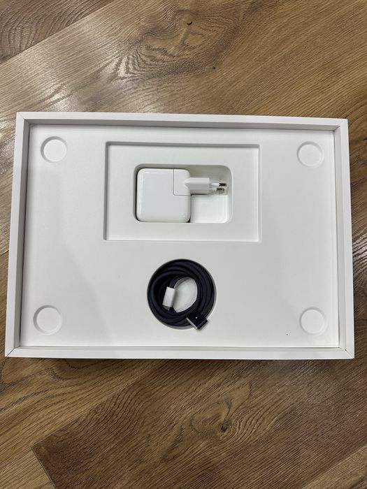 Apple MacBook Air M2 13.6” – 16GB RAM / 256GB SSD — миниатюра 6