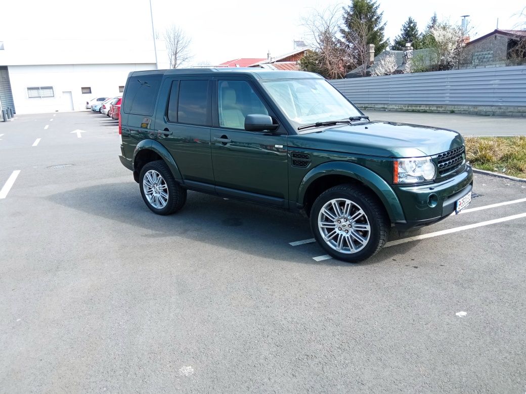 Land ROVER Discovery 4
