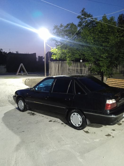 nexia 1 qora Daewoo