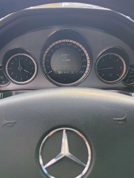 Mercedes-Benz E250 CDI BlueEFFICIENCY Avantgarde