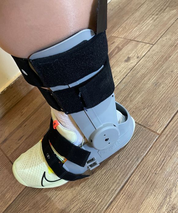 Orteza picior stang TayCo Brace mărime XL