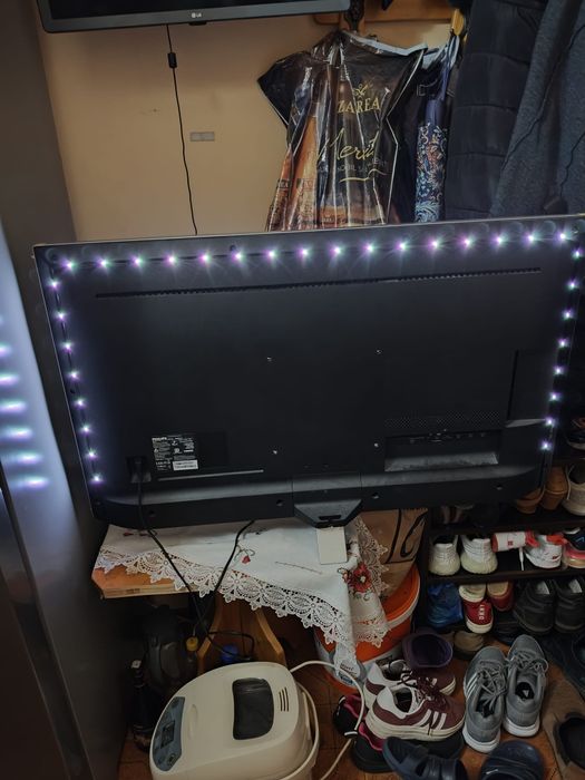 Televizor Smart cu ambilight