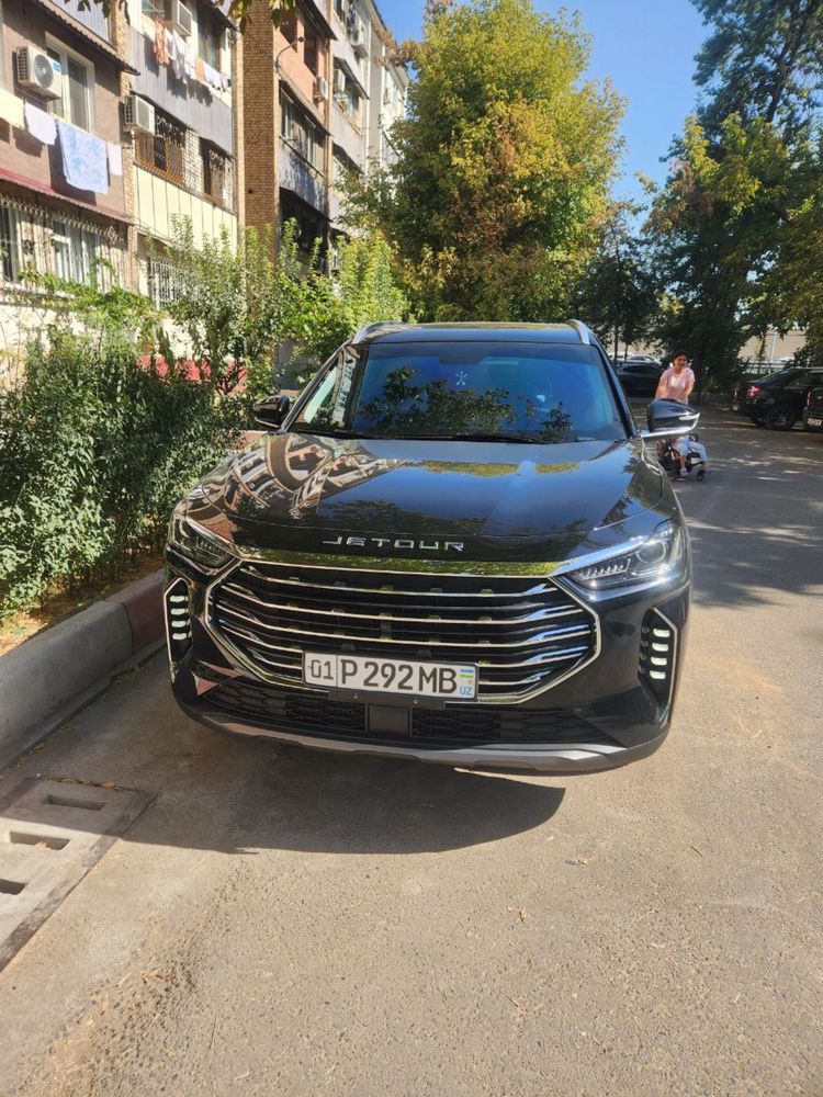 Jetour x70 plus 1.6 Dubai variant