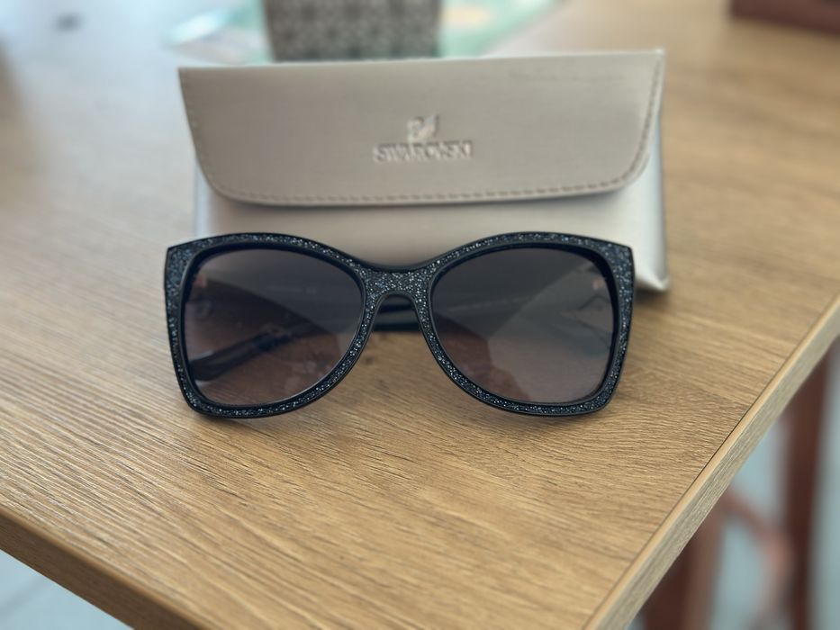 слънчеви очила swarovski