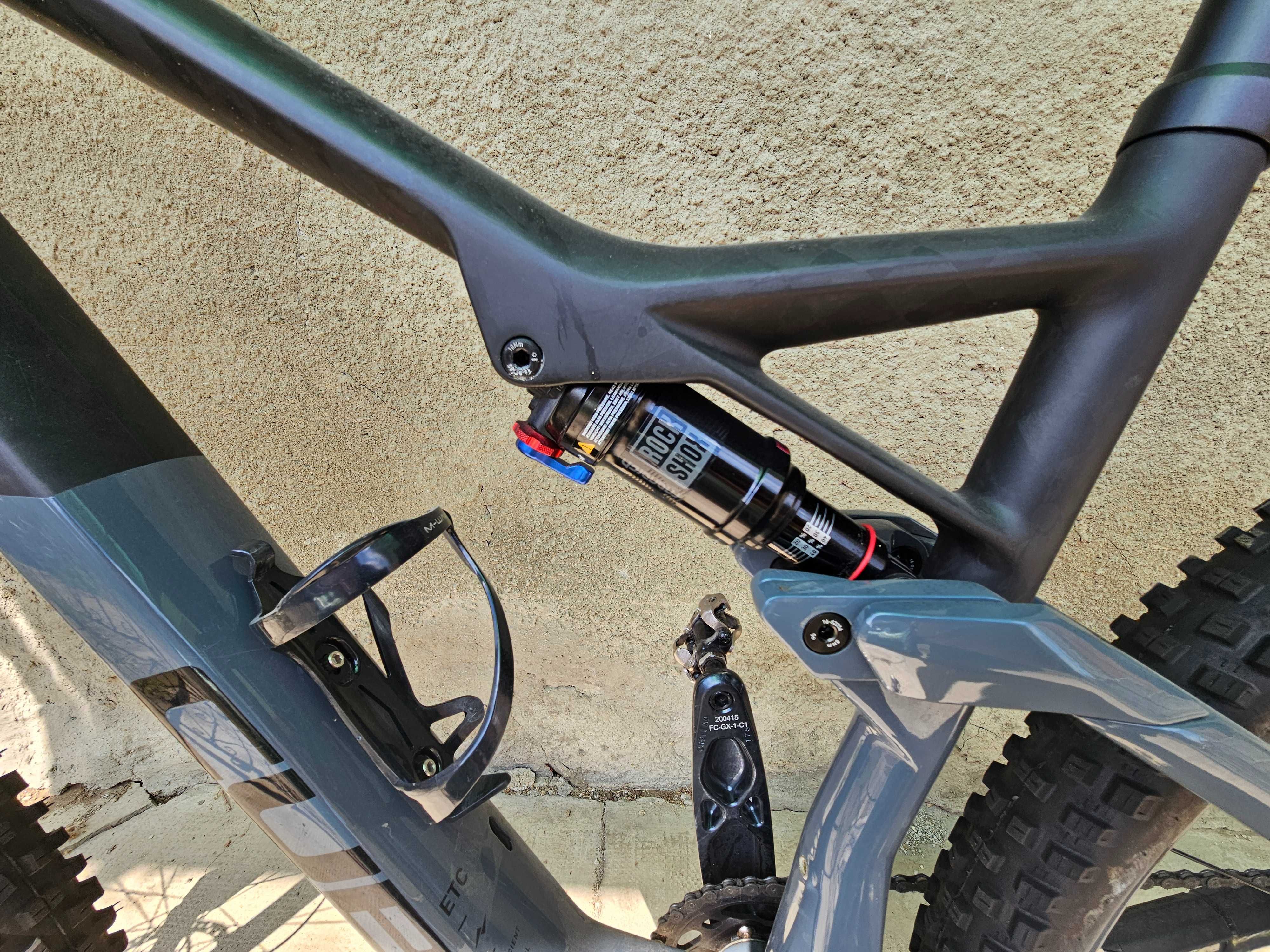 Vand Bicicleta Cube AMS 100 Carbon Blue 2021 folosita aprox. 300 km