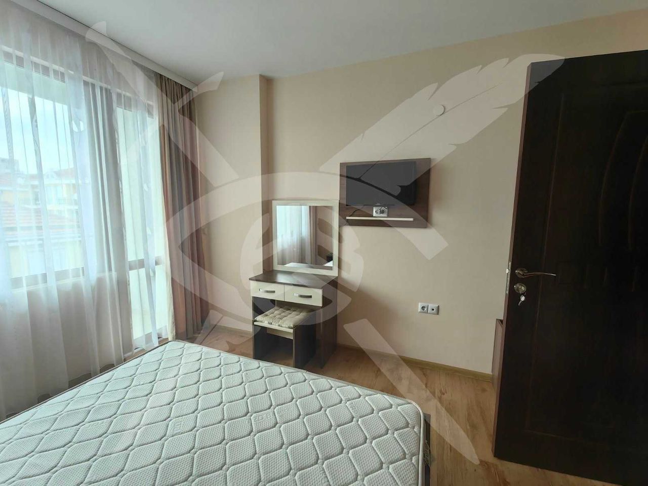 Продава се Тристаен апартамент в Свети Влас - 80 кв.м за 1625 €/кв.м - Снимка #1